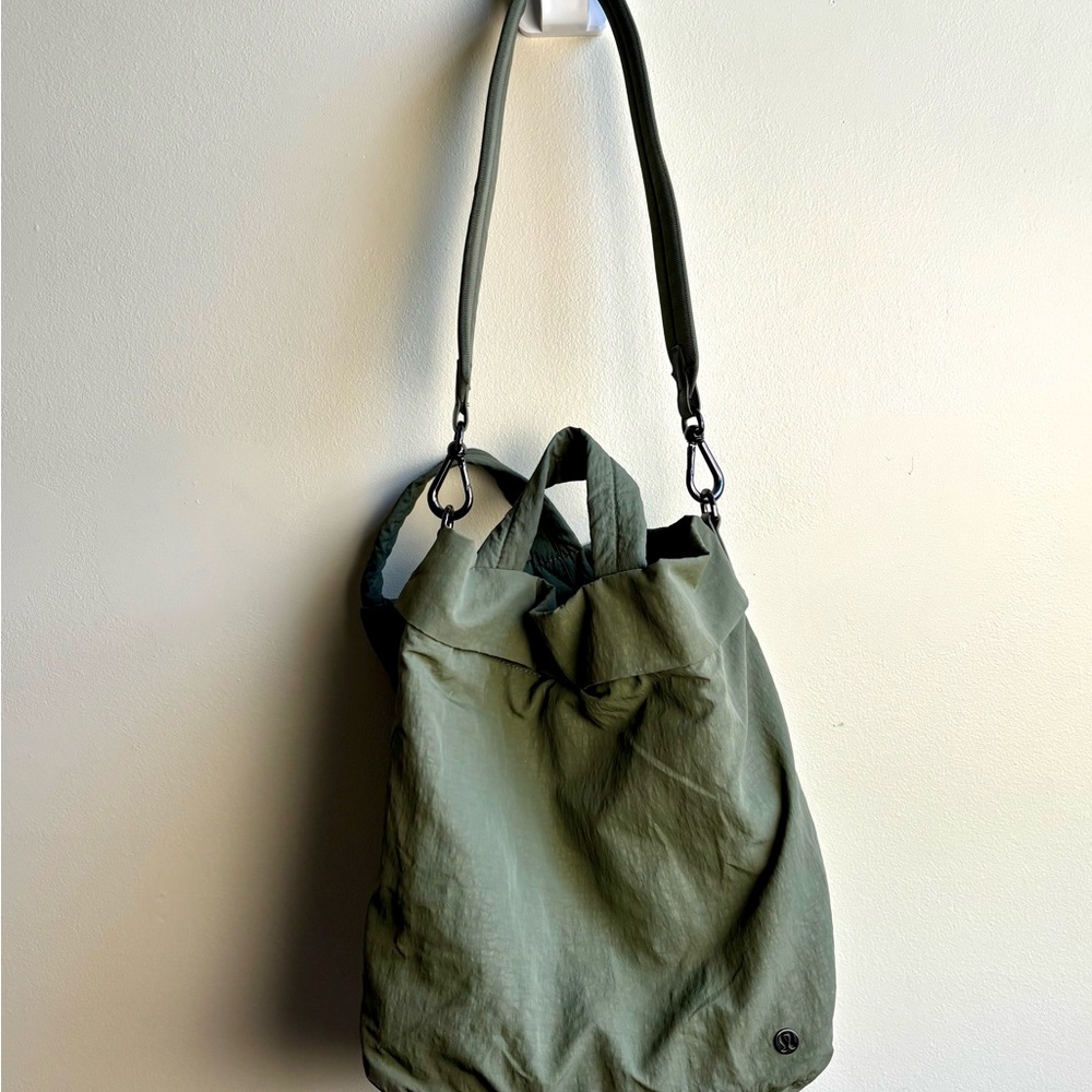 Green Tote Bag - Picture 6 of 7